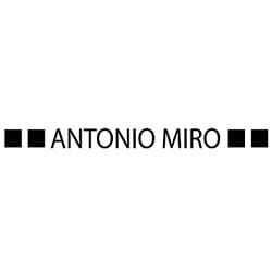 Antonio Miró personlige gaver og artikler